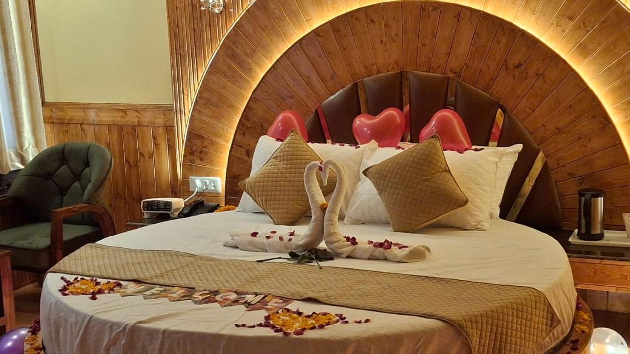 Hotel Glacier Resort Manāli Zewnętrze zdjęcie