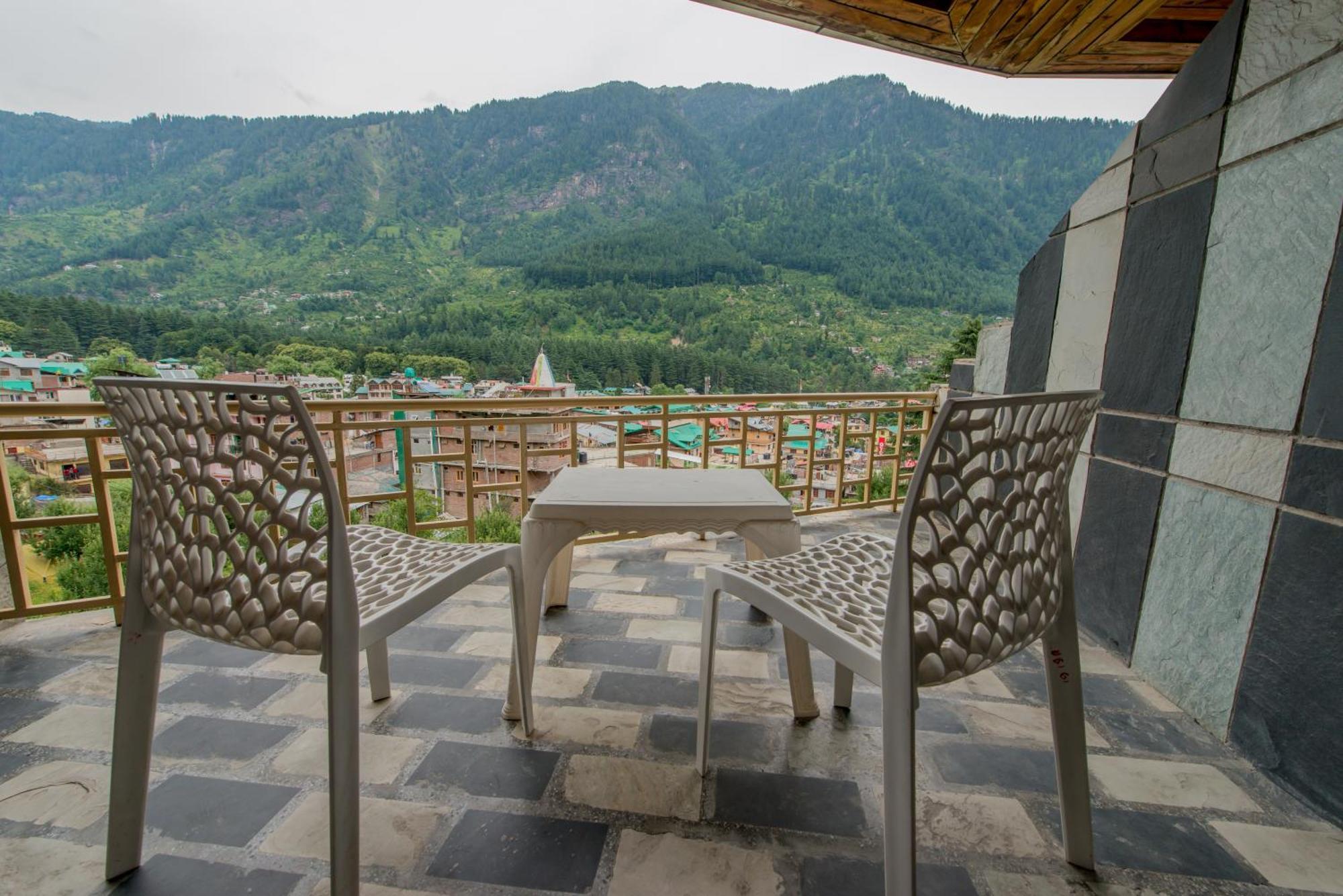Hotel Glacier Resort Manāli Zewnętrze zdjęcie