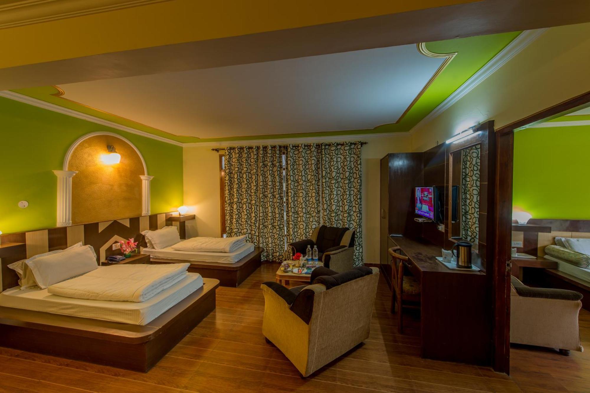 Hotel Glacier Resort Manāli Zewnętrze zdjęcie